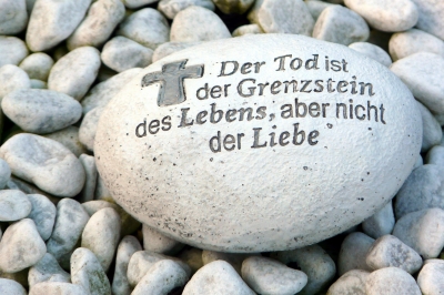Kostenloses Foto Der Tod ist der Grenzstein des Lebens, aber nicht der